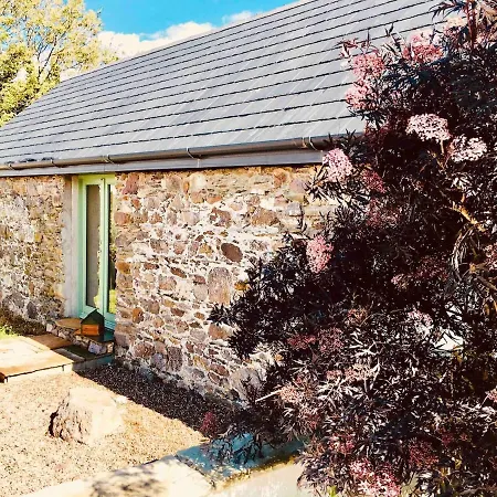 Semesterbostad The Cowshed On The Greenway *