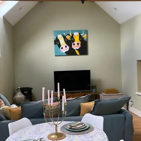 The Cowshed On The Greenway * Dungarvan (Waterford)