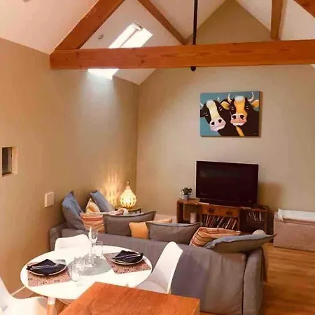 The Cowshed On The Greenway Semesterbostad