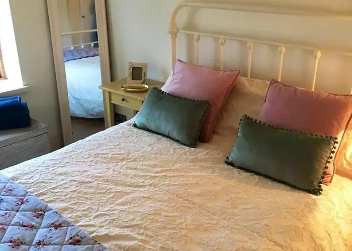 The Cowshed On The Greenway